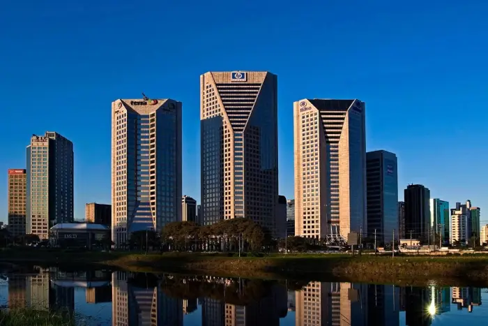 Corporativo